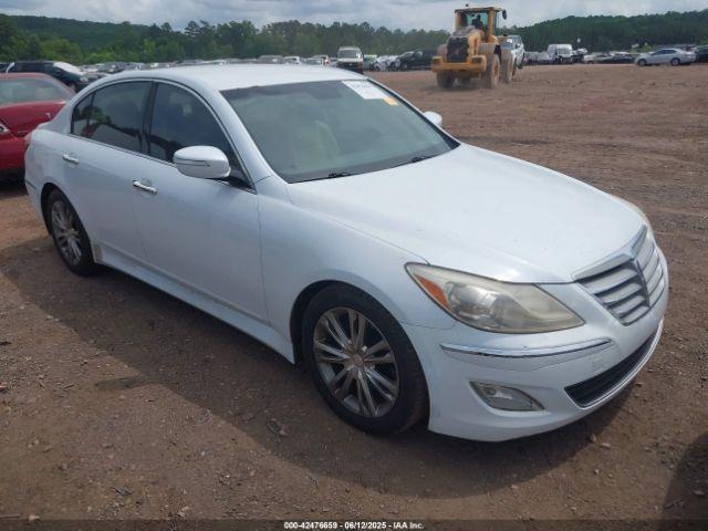  Salvage Hyundai Genesis