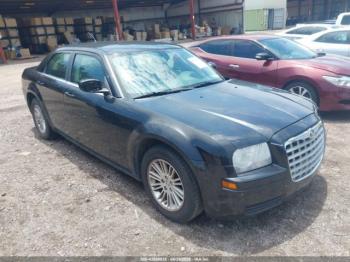  Salvage Chrysler 300