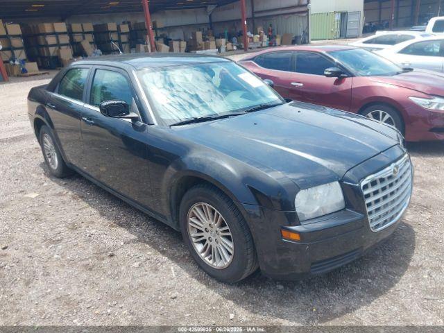 Salvage Chrysler 300
