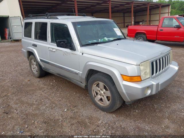 Salvage Jeep Commander