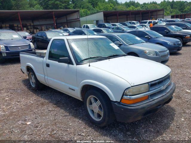  Salvage Chevrolet S-10