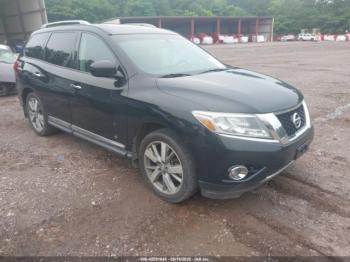  Salvage Nissan Pathfinder