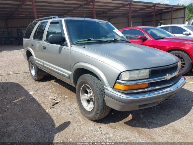  Salvage Chevrolet Blazer