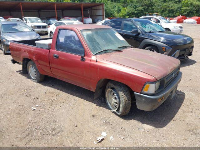  Salvage Toyota Pickup