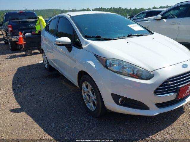  Salvage Ford Fiesta
