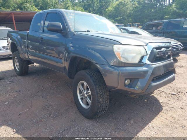  Salvage Toyota Tacoma