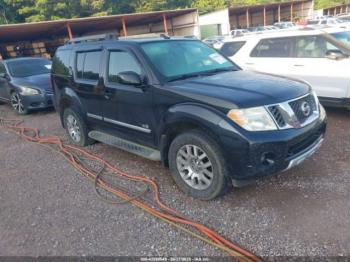  Salvage Nissan Pathfinder