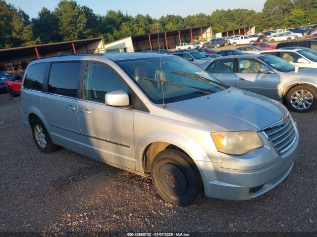  Salvage Chrysler Town & Country