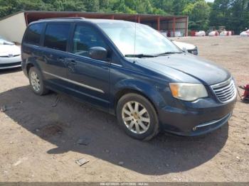  Salvage Chrysler Town & Country