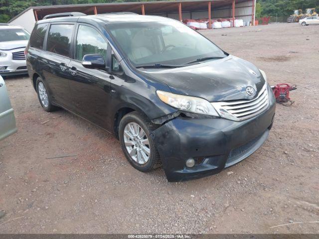  Salvage Toyota Sienna