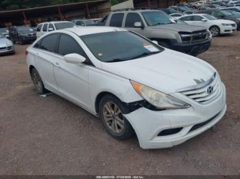  Salvage Hyundai SONATA