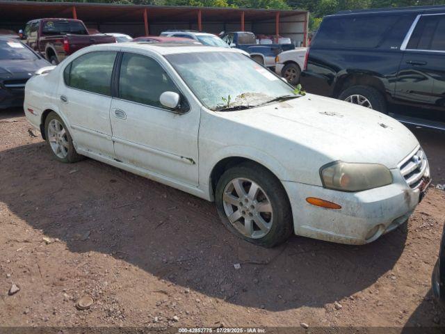  Salvage Nissan Maxima