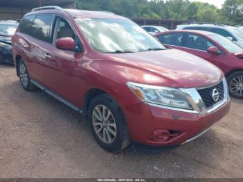  Salvage Nissan Pathfinder