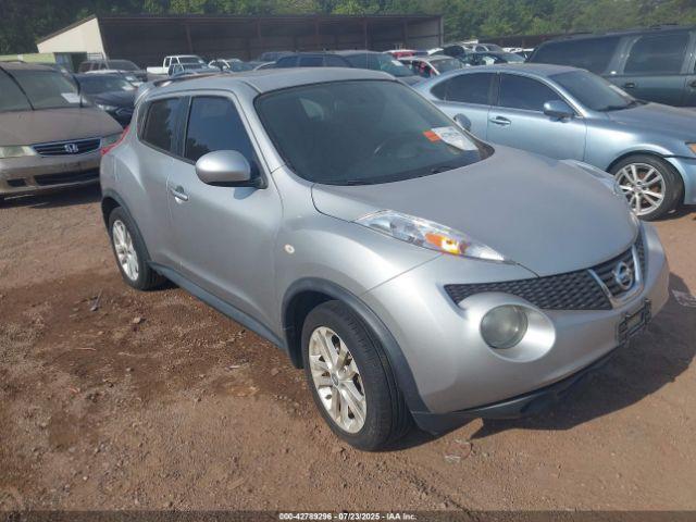  Salvage Nissan JUKE