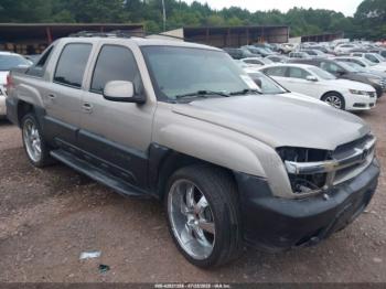  Salvage Chevrolet Avalanche 1500