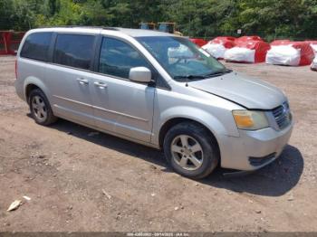  Salvage Dodge Grand Caravan