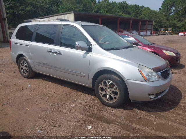  Salvage Kia Sedona