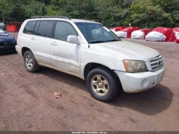  Salvage Toyota Highlander
