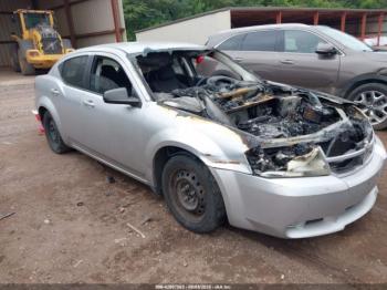  Salvage Dodge Avenger