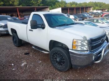  Salvage Chevrolet Silverado 2500
