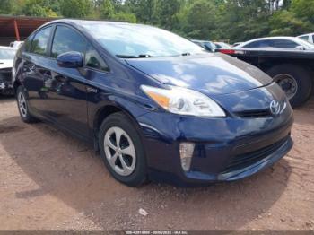 Salvage Toyota Prius