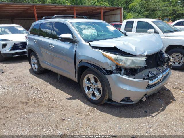  Salvage Toyota Highlander