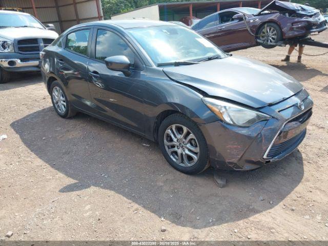  Salvage Toyota Yaris