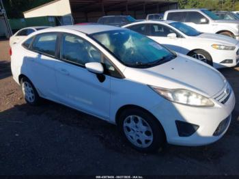  Salvage Ford Fiesta