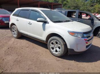  Salvage Ford Edge