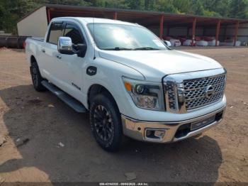  Salvage Nissan Titan