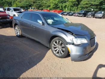  Salvage Chrysler 300