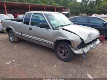  Salvage Chevrolet S-10