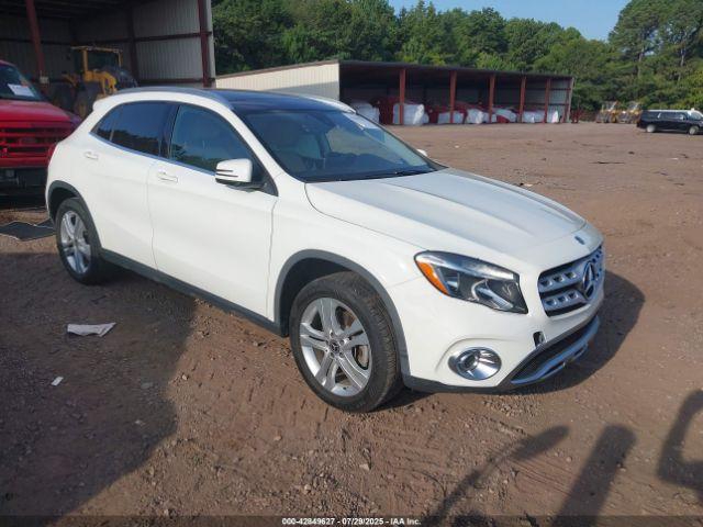  Salvage Mercedes-Benz GLA