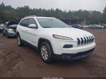  Salvage Jeep Cherokee