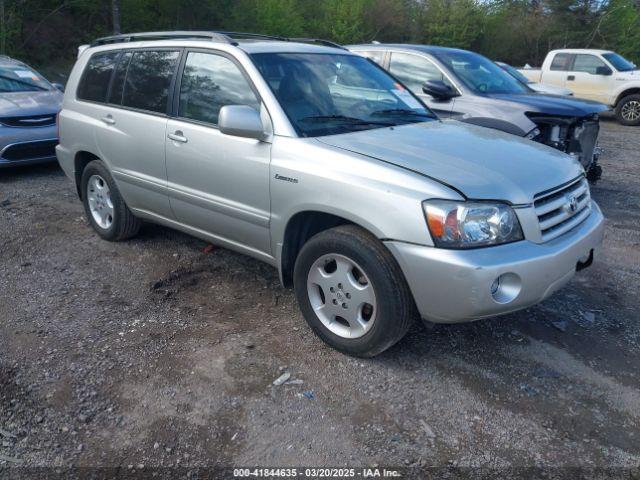  Salvage Toyota Highlander