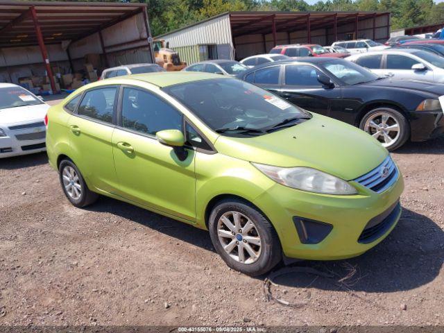  Salvage Ford Fiesta