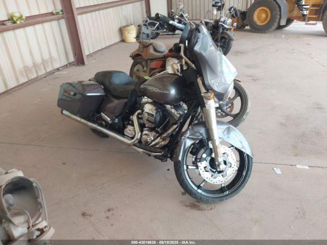  Salvage Harley-Davidson Flhx