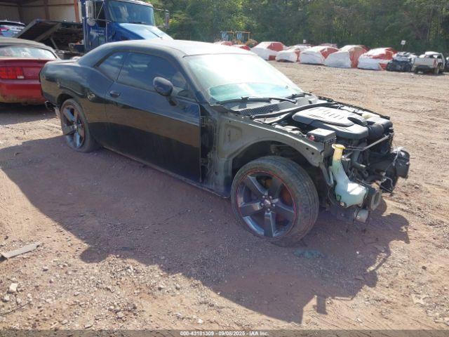  Salvage Dodge Challenger
