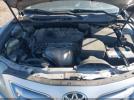 Toyota Camry Le Image 9