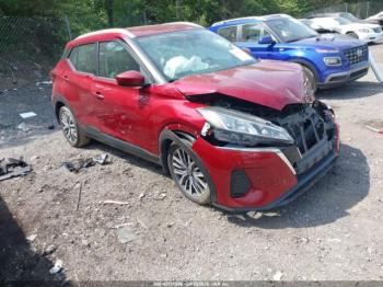  Salvage Nissan Kicks