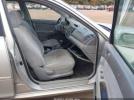 Toyota Camry Le Image 5