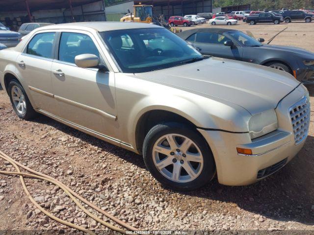  Salvage Chrysler 300