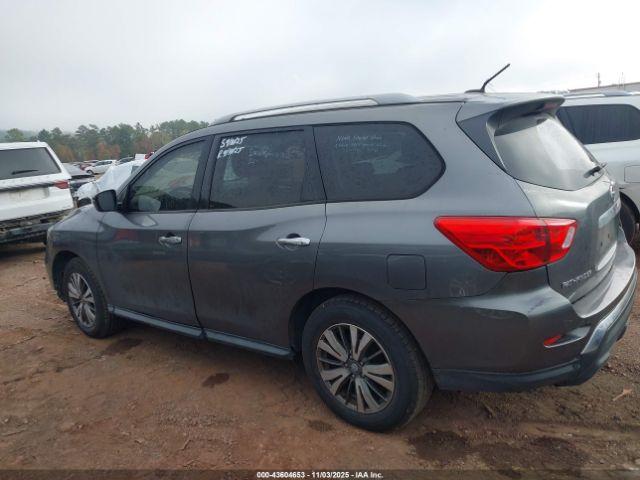 Nissan Pathfinder S Image 16