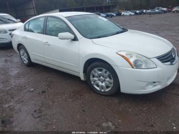  Salvage Nissan Altima