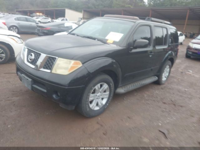Nissan Pathfinder Le Image 2
