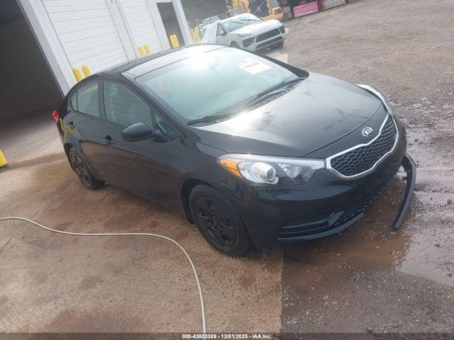 Salvage Kia Forte