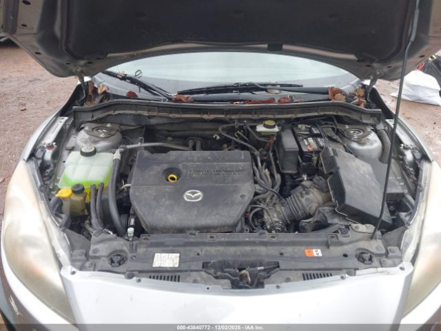 Mazda Mazda3 S Sport Image 9