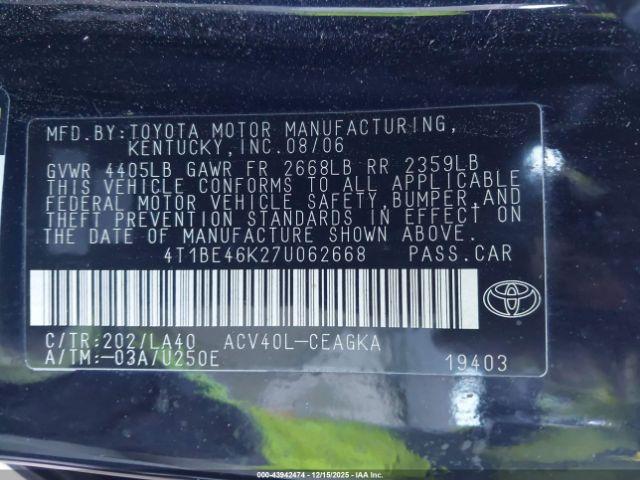 Toyota Camry Xle Image 4