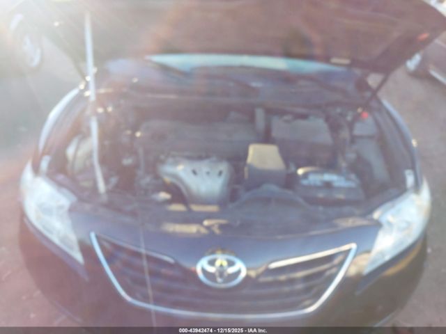 Toyota Camry Xle Image 6