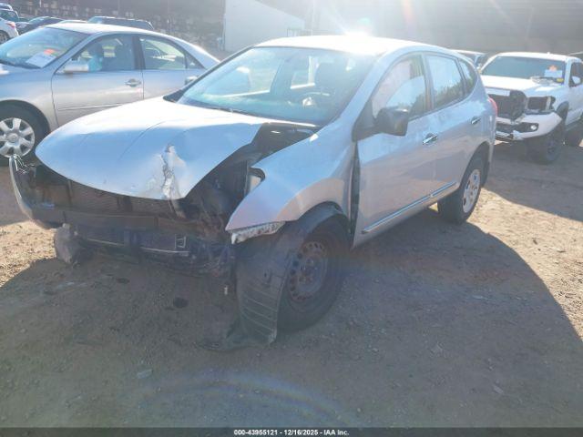 Nissan Rogue S Image 3